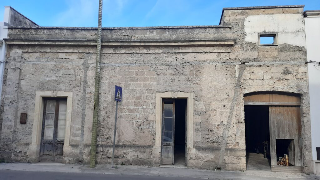 Veglie – Immobile con tetto a volta da completare image 1