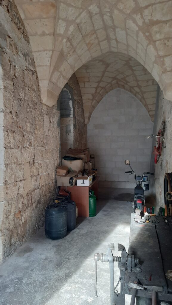 Veglie – Immobile con tetto a volta da completare image 4