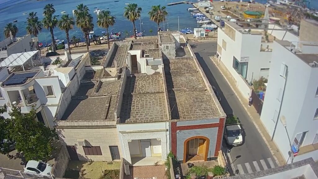 Porto Cesareo – Fabbricato con splendida vista mare image 2